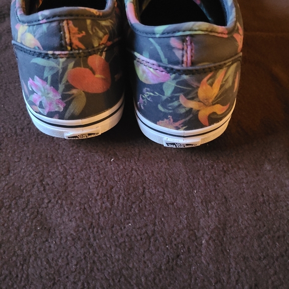 Vans shoes - Picture 3 of 7